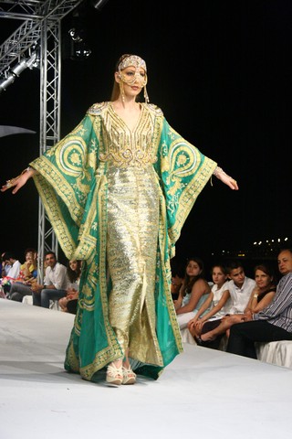 LIPS Summer Fashion Week